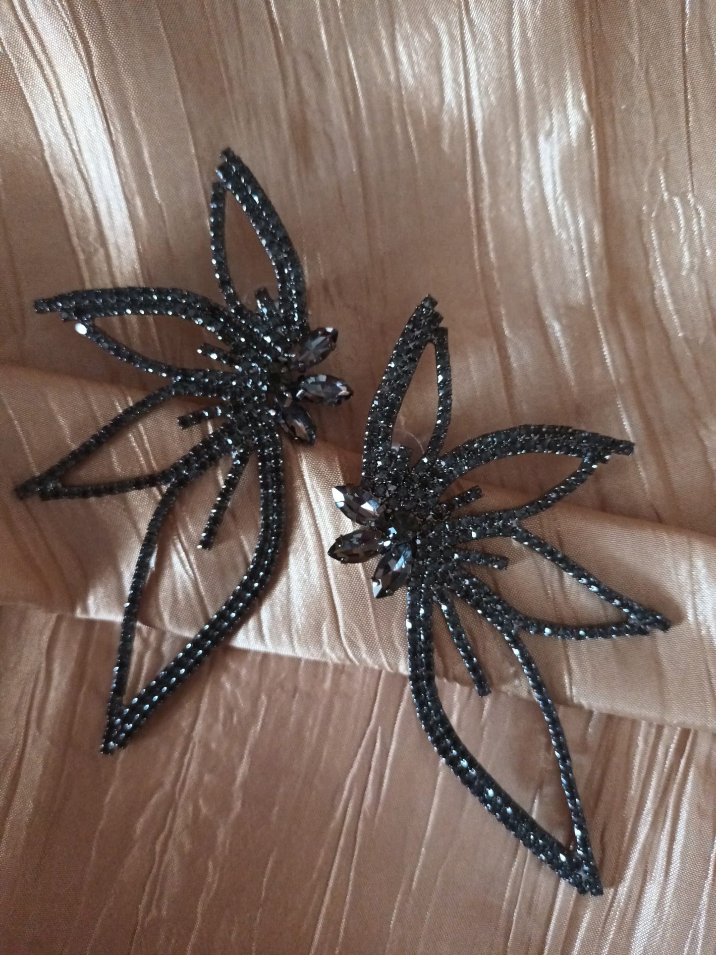 BOUCLES D'OREILLES ETOILE