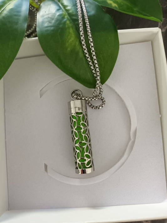 COLLIER ZEN ATTITUBE (PETALE)